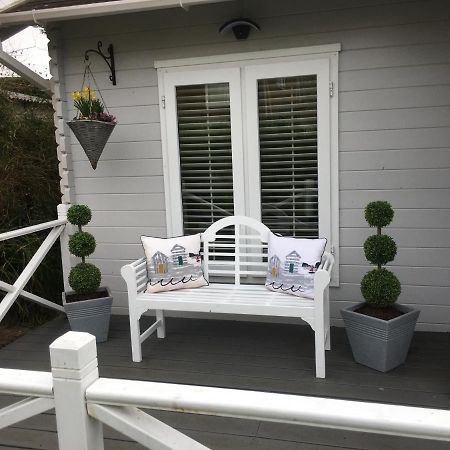Willow House B&B เวสต์วิทเทอริง ภายนอก รูปภาพ